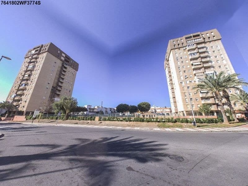 Piso en Almería (1/1)