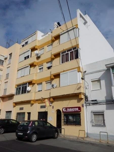 Piso en Cádiz (1/1)