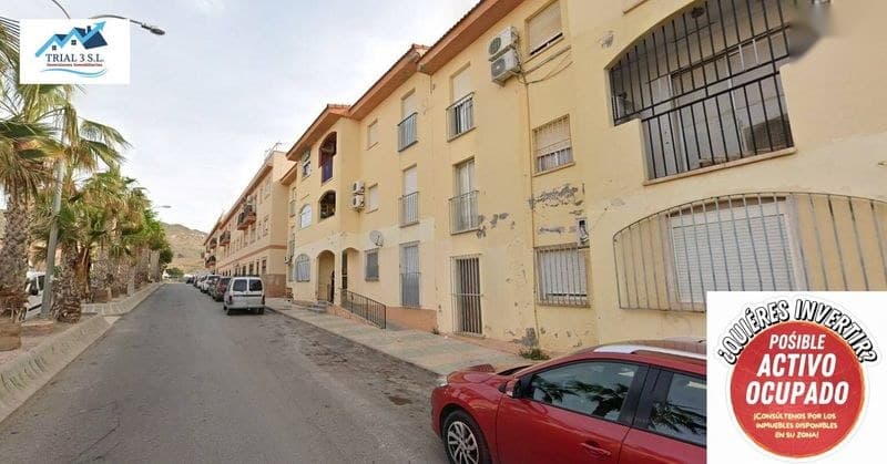 Piso en Almería (1/4)