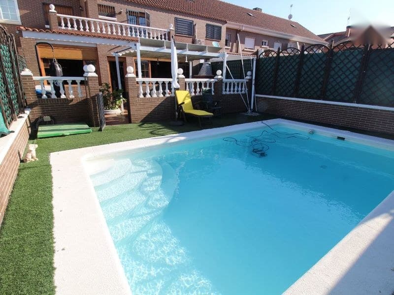 Casa/Chalet en Madrid (1/5)