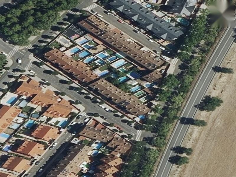 Casa/Chalet en Madrid (1/3)