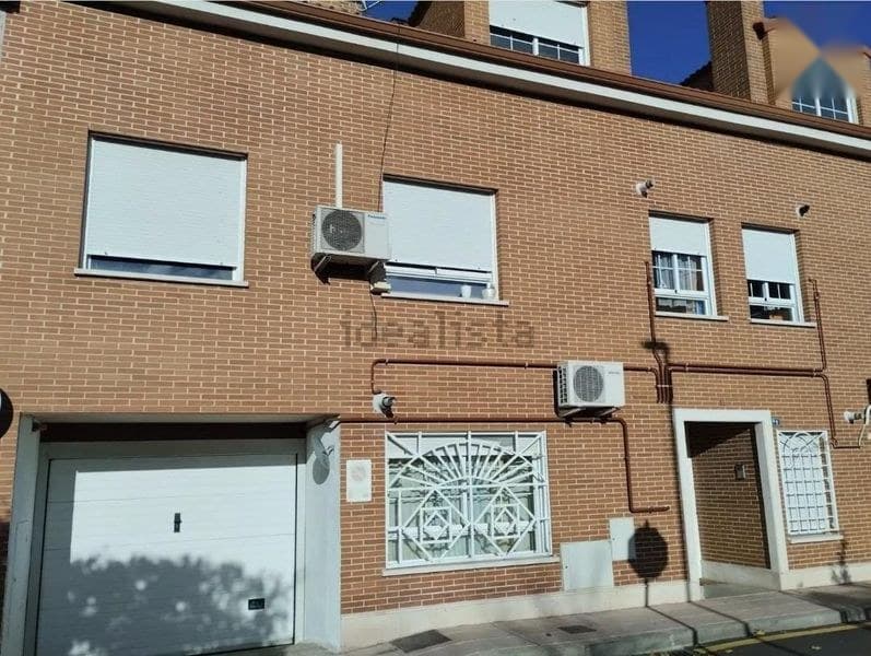 Piso en Madrid (1/4)