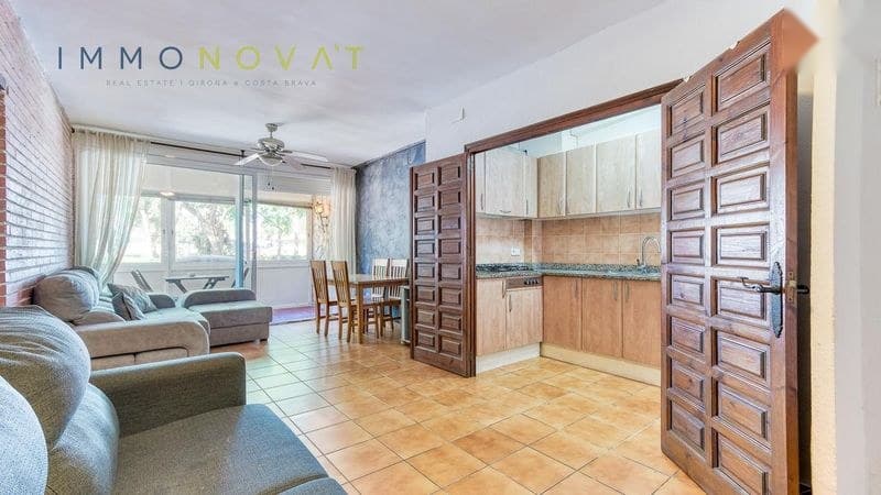 Piso en Girona (1/5)