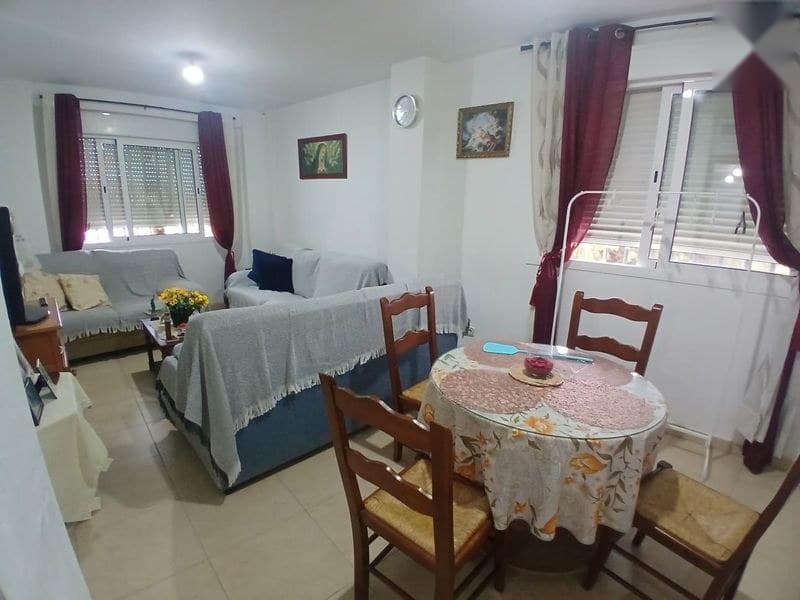 Piso en Almería (1/5)