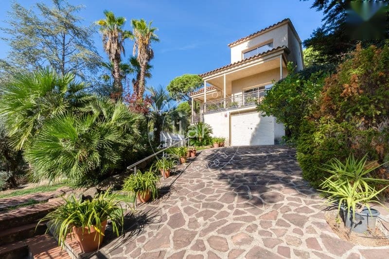 Casa/Chalet en Barcelona (1/5)