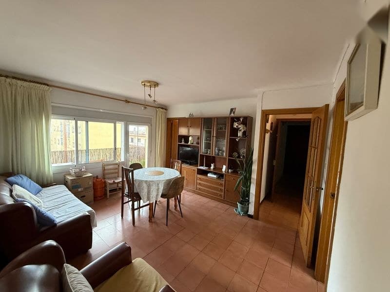 Piso en Girona (1/5)