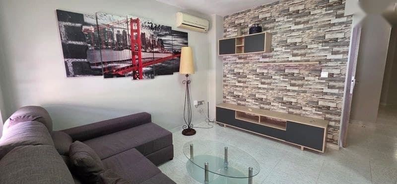 Piso en Almería (1/5)