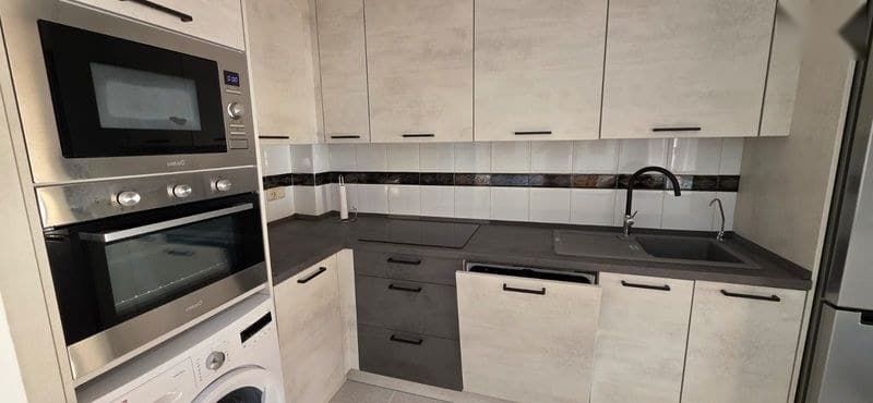 Piso en Almería (1/5)