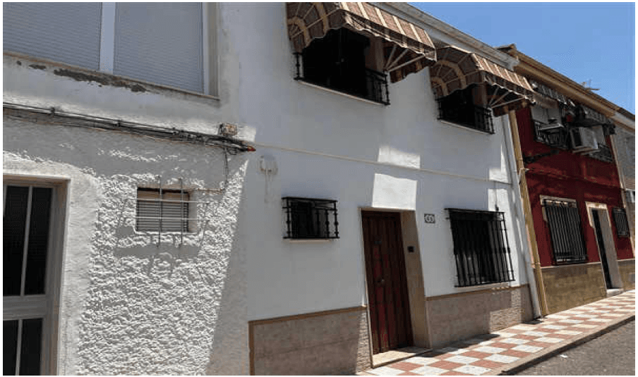 Casa/Chalet en Jaén (1/3)