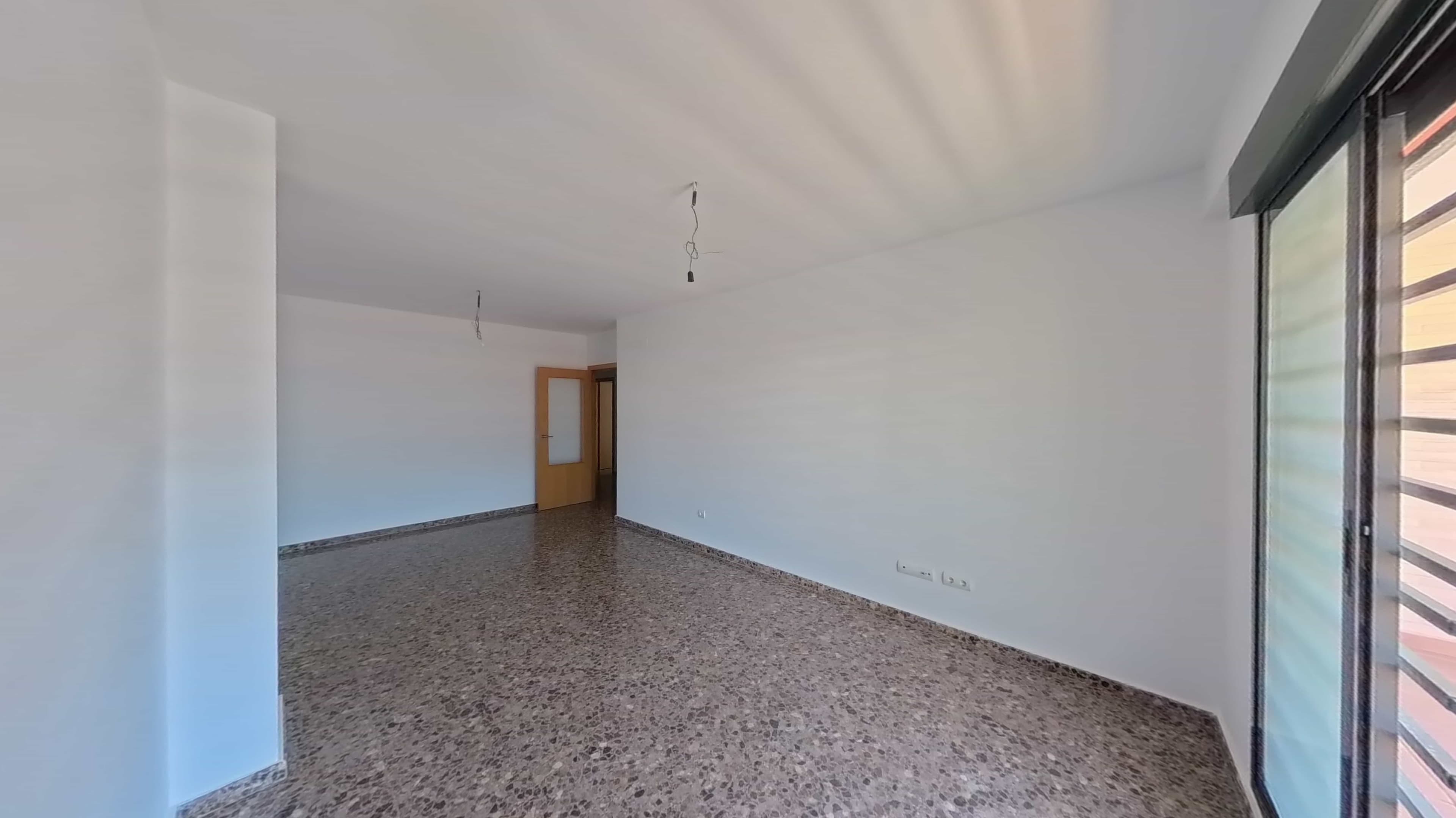 Piso en Valencia (1/5)