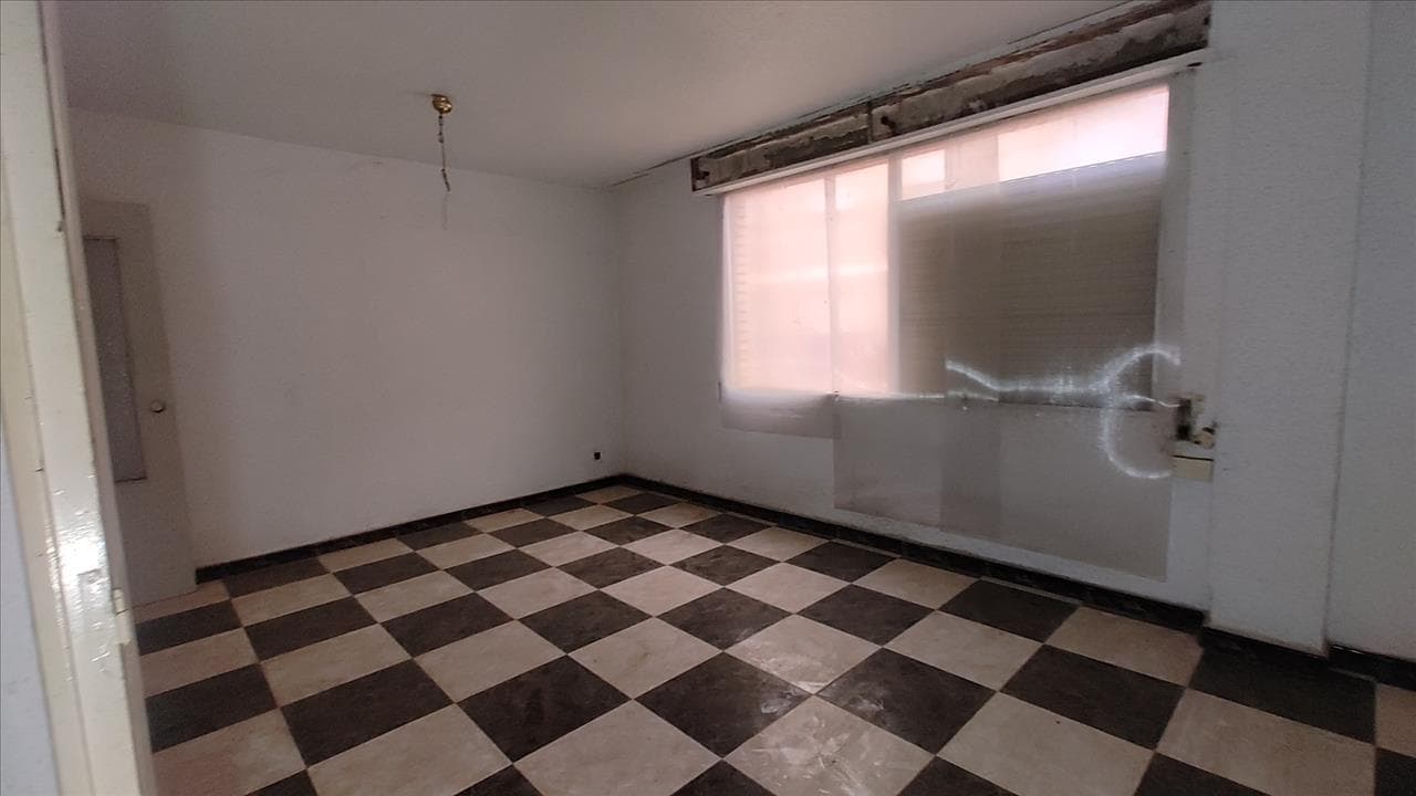 Piso en Valencia (1/5)