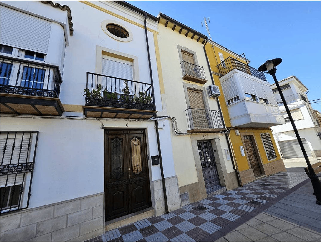 Casa/Chalet en Jaén (1/3)