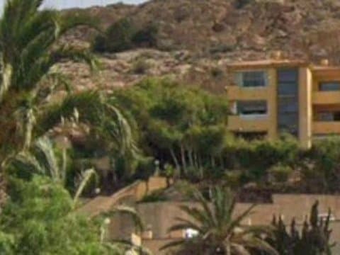 Piso en Almería (1/5)