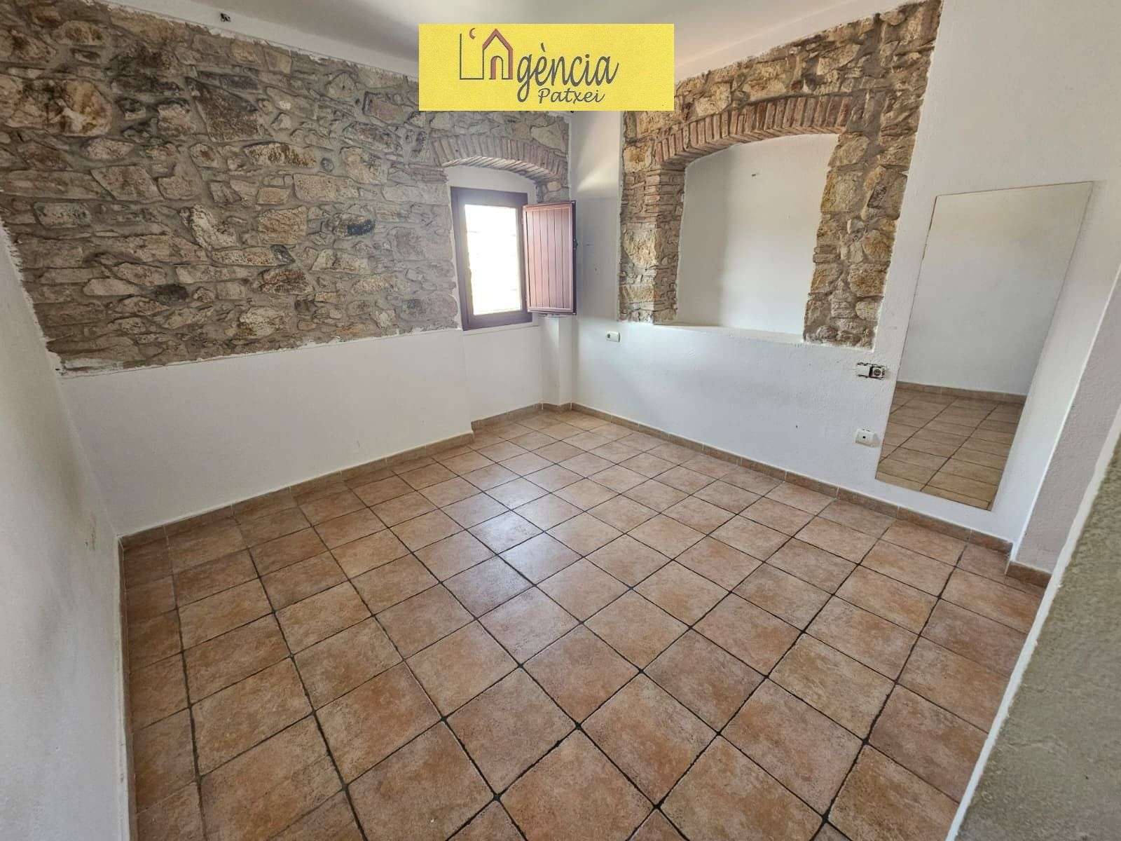 Piso en Girona (1/5)