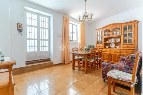 Casa/Chalet en Granada (1/5)