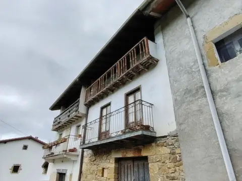 Casa/Chalet en Cantabria (1/5)