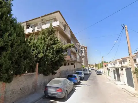 Piso en Granada (1/1)
