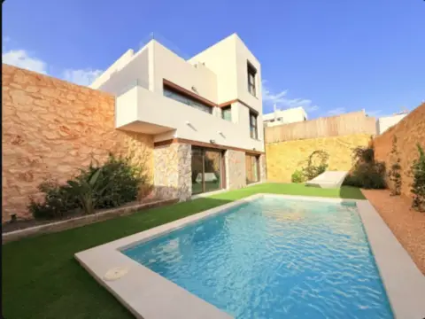 Casa/Chalet en Alicante (1/1)