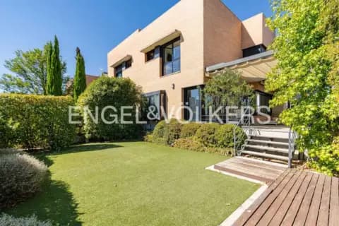 Casa/Chalet en Madrid (1/5)