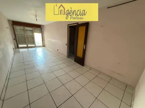 Piso en Girona (1/5)