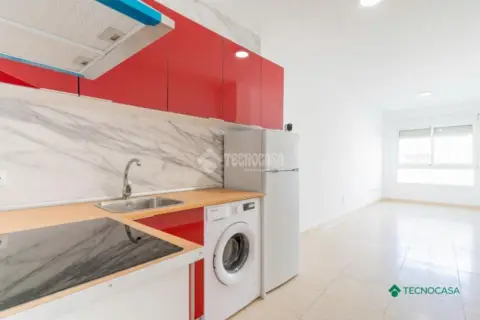 Piso en Almería (1/5)