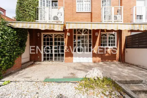 Casa/Chalet en Madrid (1/5)