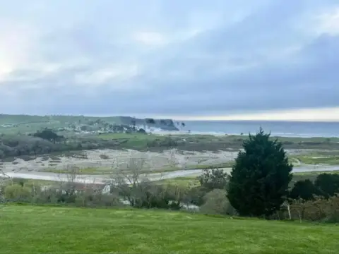 Casa/Chalet en Cantabria (1/5)