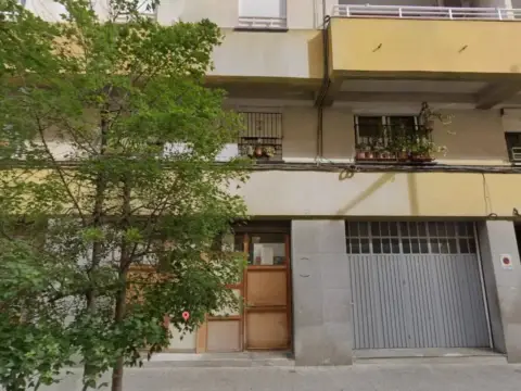 Piso en Girona (1/1)