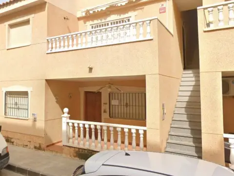 Piso en Alicante (1/4)