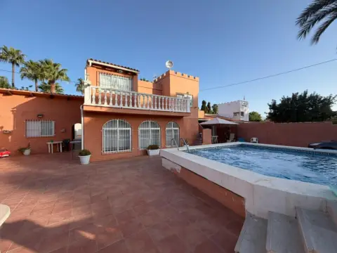 Casa/Chalet en Alicante (1/5)