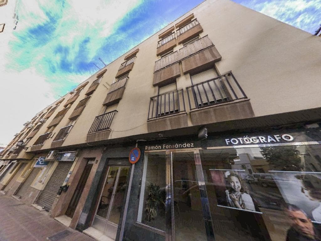 Piso en Almería (1/5)