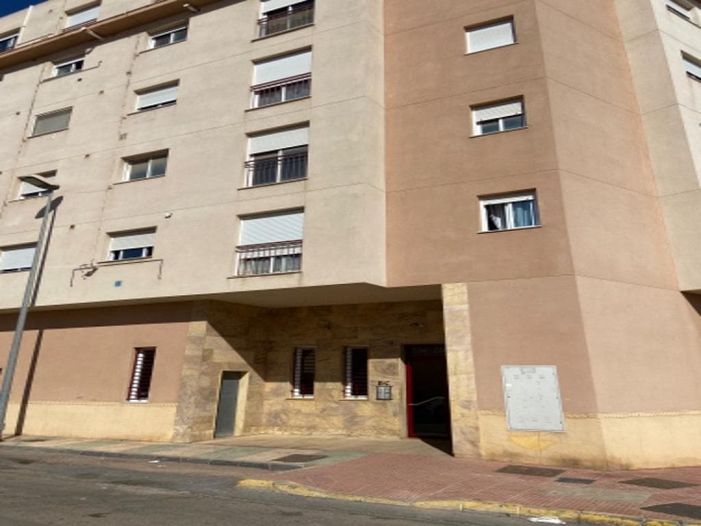 Piso en Almería (1/5)