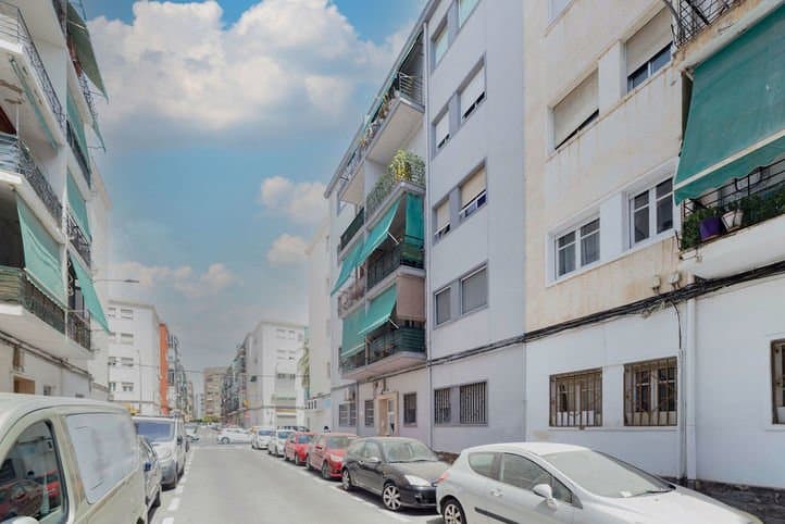 Apartment in Alicante (1/1)