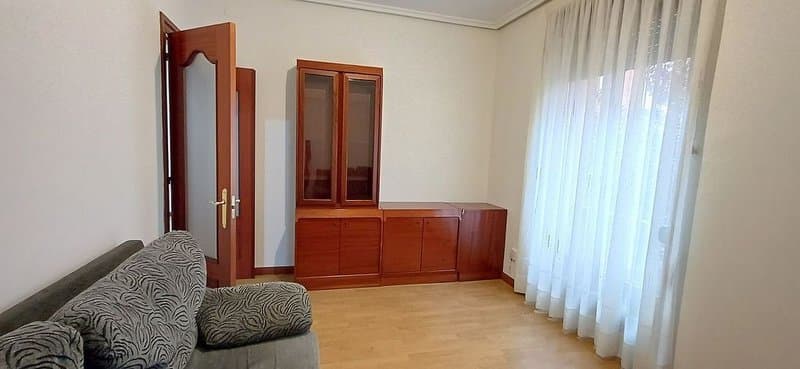 Piso en Asturias (1/5)