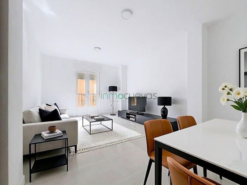 Piso en Almería (1/5)