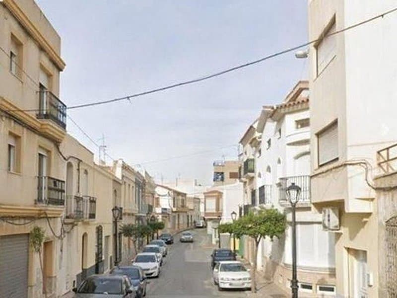 Piso en Almería (1/5)